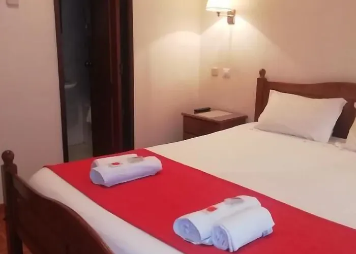 Apolo Bed and Breakfast *