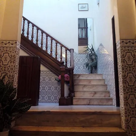 Apolo Bed & Breakfast *